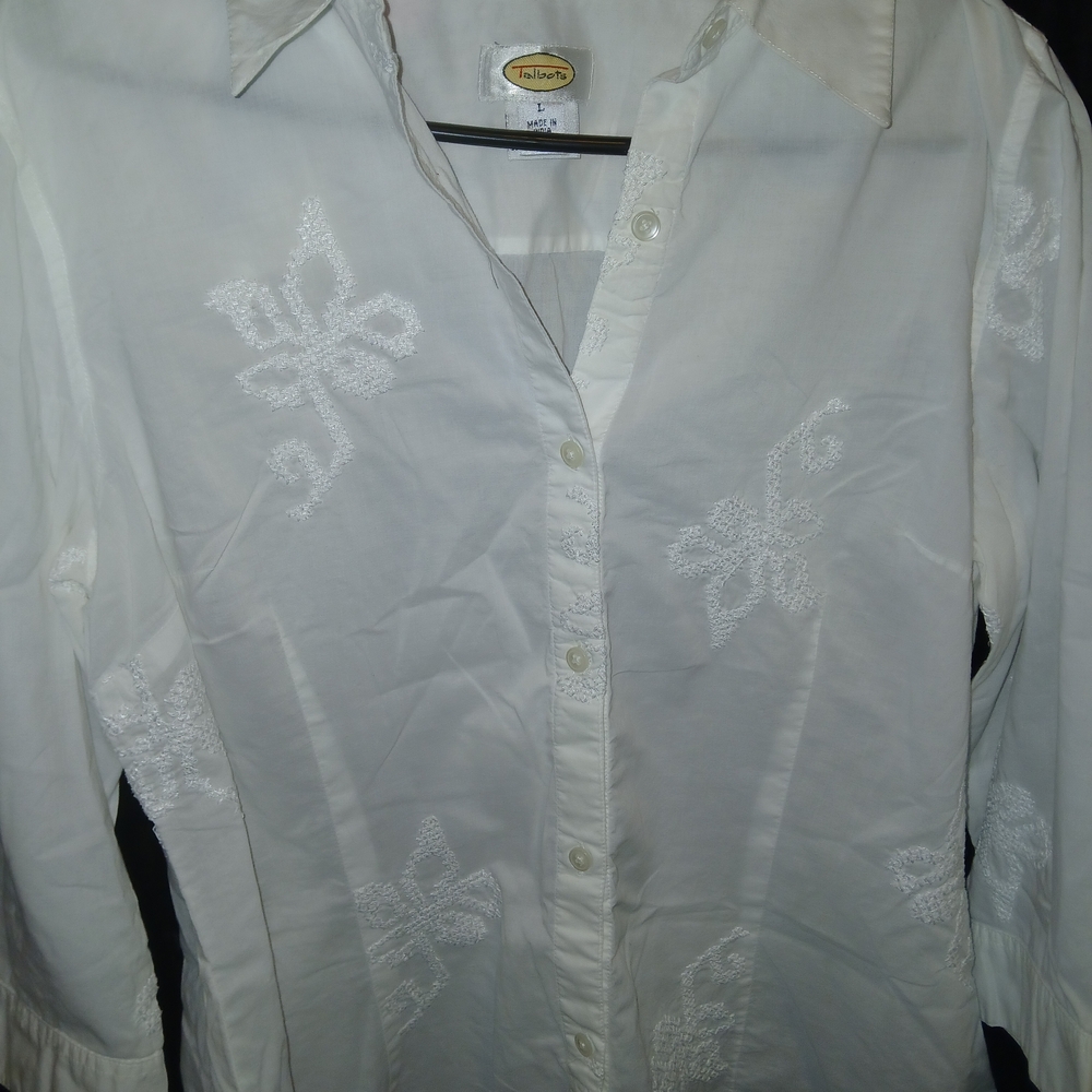 Talbots White Blouse with Embroidered Floral Design